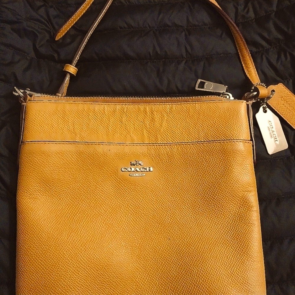 **SALE** Coach Rowan File Bag